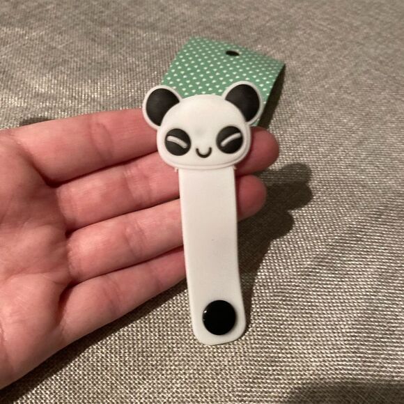 Panda 🐼 Cable Strap - Picture 5 of 8